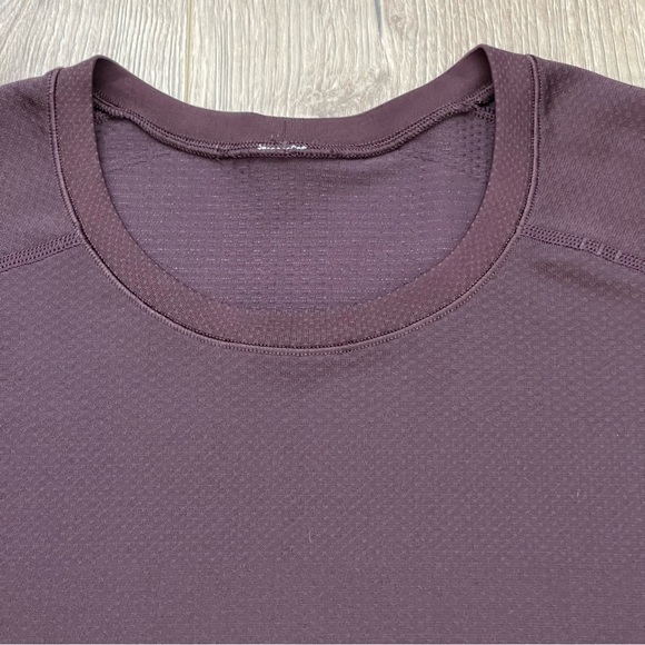 Lululemon Metal Vent Long Sleeve Shirt Size Large - Picture 4 of 9